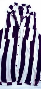 Stripe sleeveless shirt